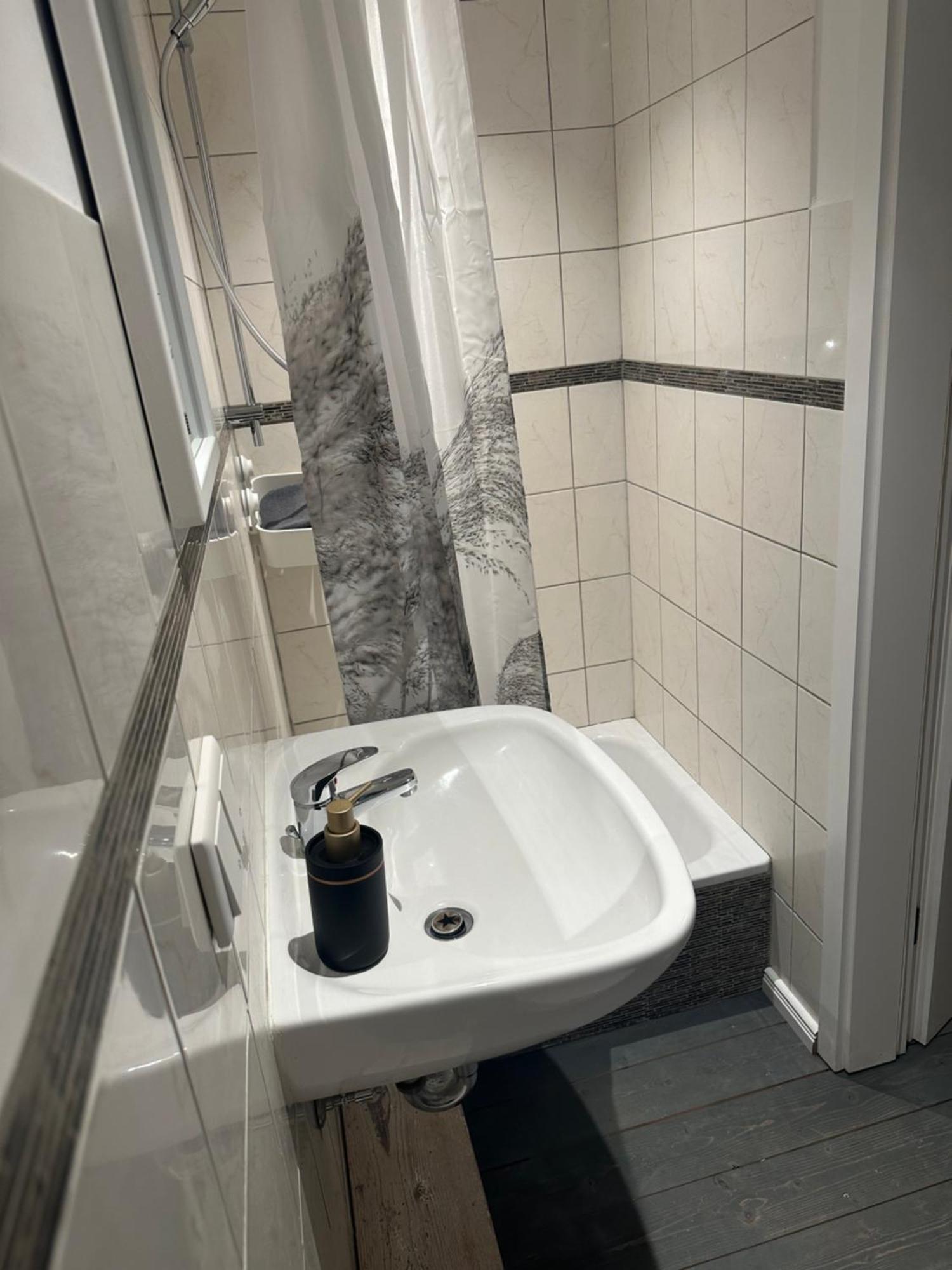 Urlaub Im Historischen Muellerhaus, Dachgiebel Apartment ลูเบค ภายนอก รูปภาพ